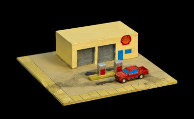 Gas Station (Resin) - 285MEV045