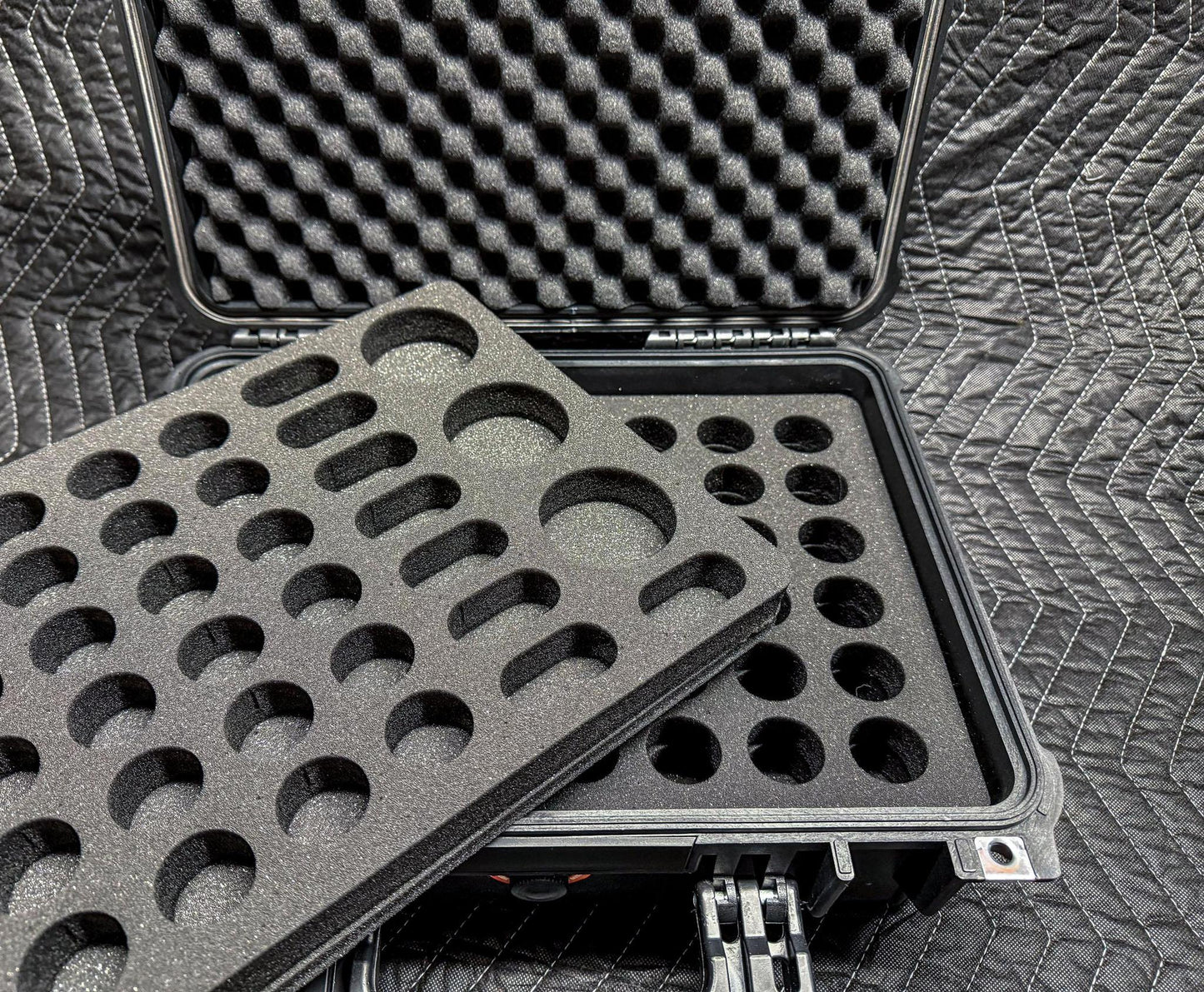 Ultimate Miniatures Case 3800