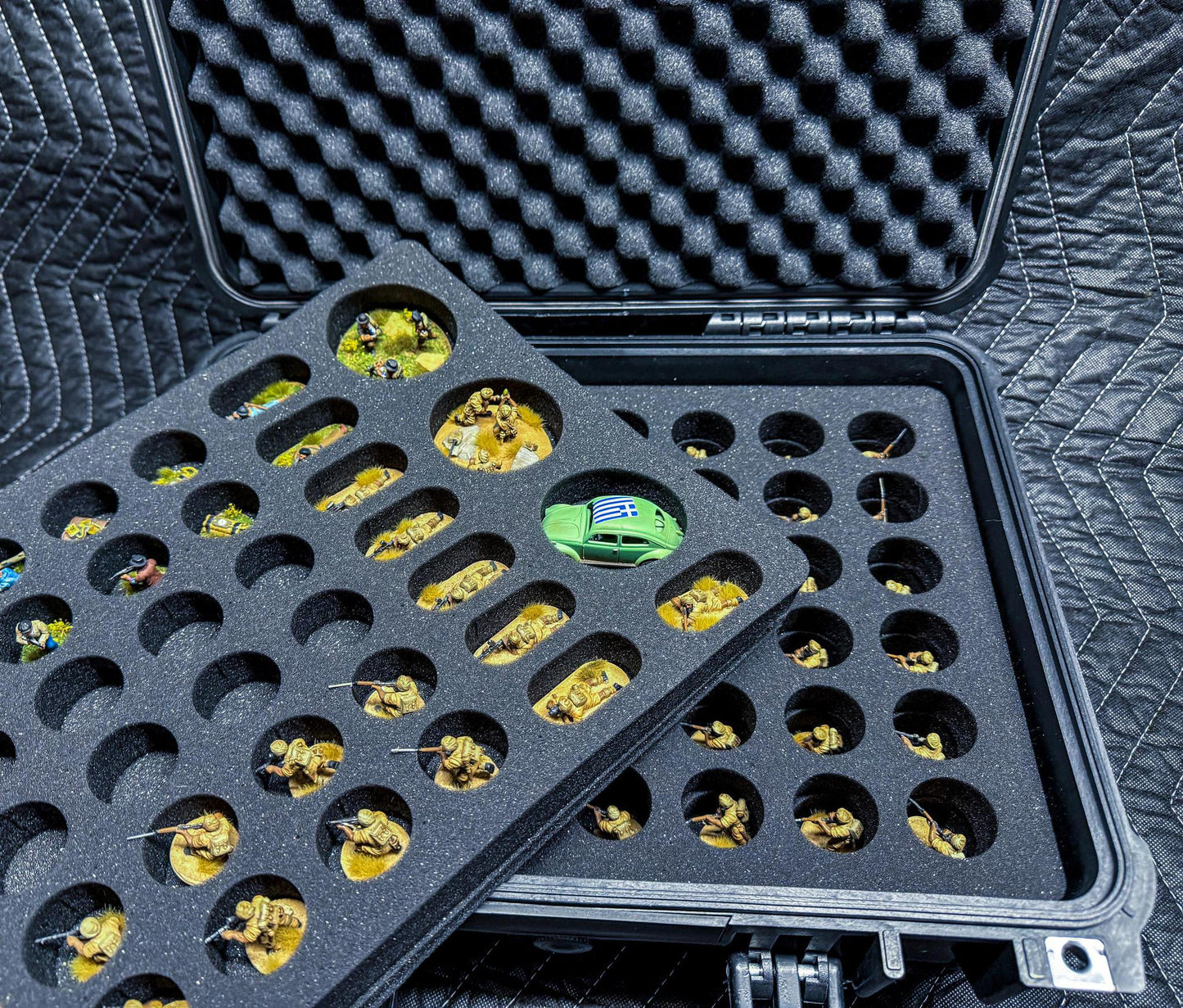 Ultimate Miniatures Case 3800
