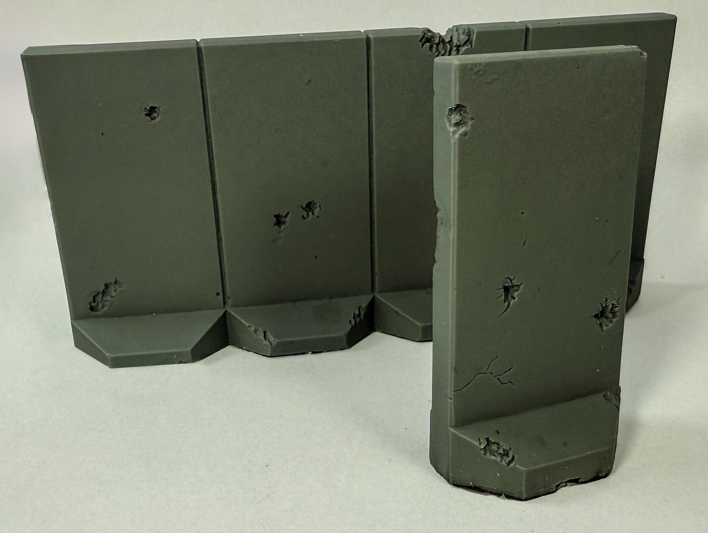 28mm Blast Walls, Distressed - 28MSCE025