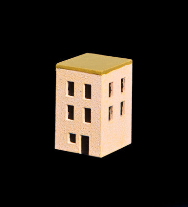 Small 3 Story Building With Flat Roof  (Resin) - 285ITM013