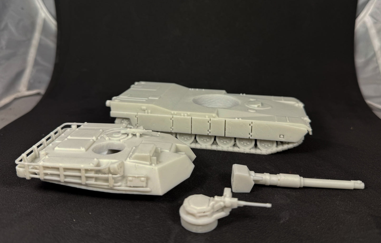 M1A1 Abrams (28mm)